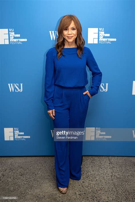 Rosie Perez's feet