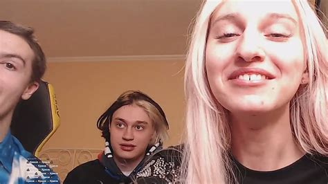 даша карейка упала камера - YouTube