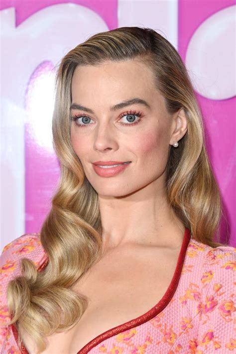 Margot Robbie serves one last gorge ‘Barbie’ press tour 'fit before ...