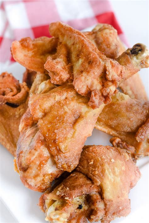 Easy Fried Chicken Recipe: This is the best I've had! | Fried chicken