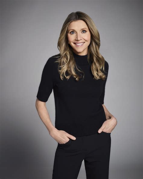 Sarah Chalke Celebrity Biography. Star Histories at WonderClub