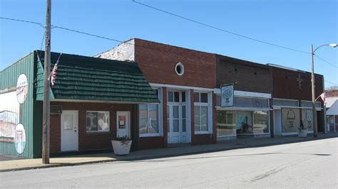 Hutsonville Funeral Homes, funeral services & flowers in Illinois