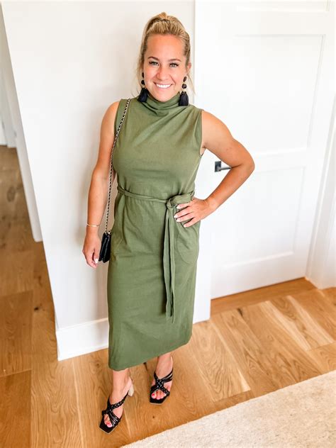 Unlocking Wardrobe Versatility with the Power of Accessories — Rachel