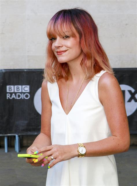 Lily Allen - Steckbrief, Bilder, Biografie & Alben