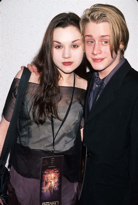 19 Celebrities Who Got Married Really Young