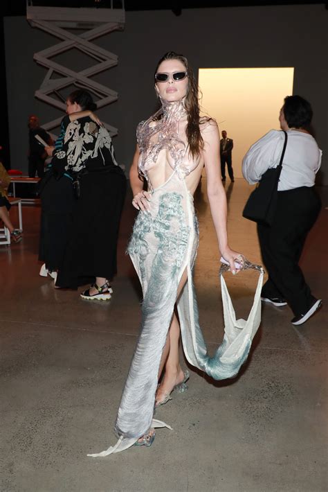 Julia Fox Channeling ‘The Little Mermaid’ on the Catwalk Has Fans Thirsty