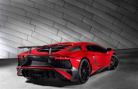 Belgische prijs Lamborghini Aventador LP750-4 SV: €395.900 | GroenLicht.be