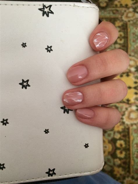 #маникюр #минимализм #беж