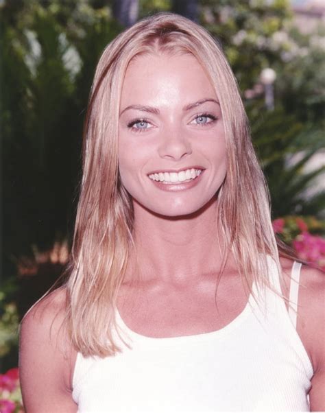 Jaime Pressly - A Look At Her Acting Career And Life