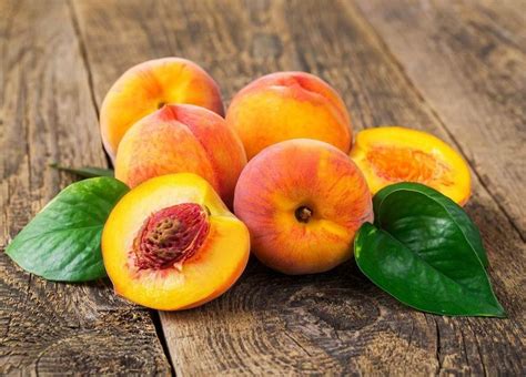 Tipos De Pêssego Amarelo - Muda de Pêssego Enxertado Amarelo Solta Carroço - Gardencitrus - Muda ...