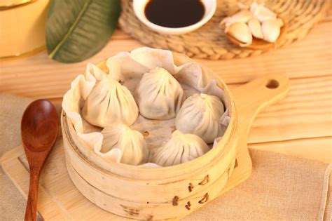 顺丰包邮无锡特产锡名记小笼包子鲜肉灌汤包50只早餐宝宝早点现做_虎窝淘