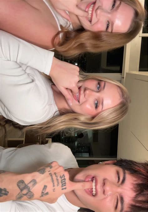 Gina-Maria (@ginalaitschek) - Urlebird