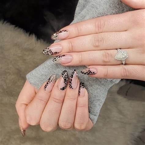 Artificial Acrylic Nail Certificate | The Style Academy