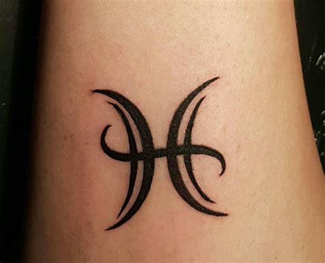 Тату знак Зодиака Рыбы / значение, идеи / 35+ фото | VeAn Tattoo