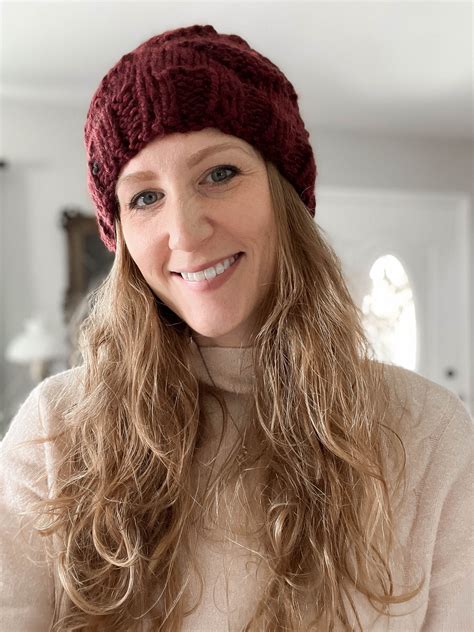 Free Knitting Pattern: Beginner Slouchy Hat Pattern! – Charmingly Modern
