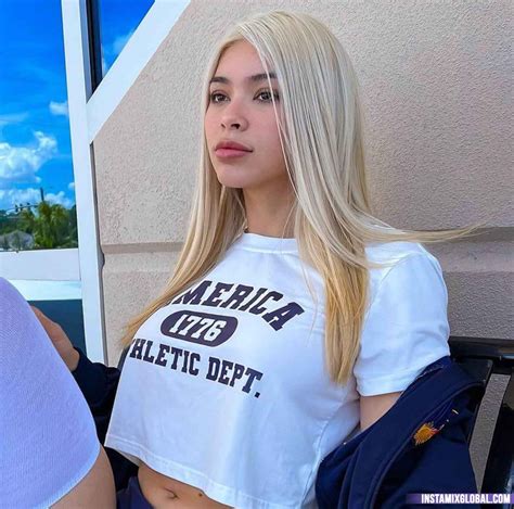 Aishah Sofey Wiki, Biography, Videos, Modeling, Instagram, Physical