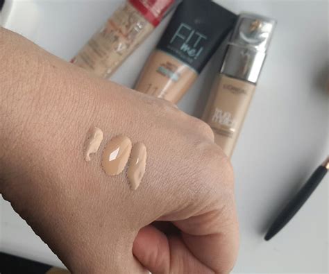 Amaliowo-kolorowo: Maybelline Fit Me! Matte + poreless. Idealny podkład ...