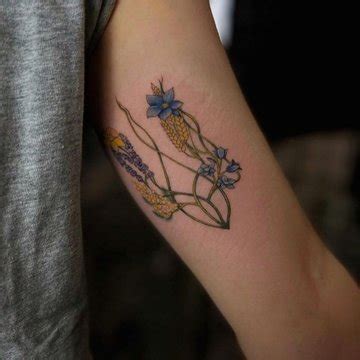 Тату Герб України: історія та значення символу, 30+ ідей | VeAn Tattoo