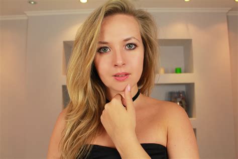 VIDEO: Russian ASMR Evening with me (ValeriyaASMR) - ASMR.ca