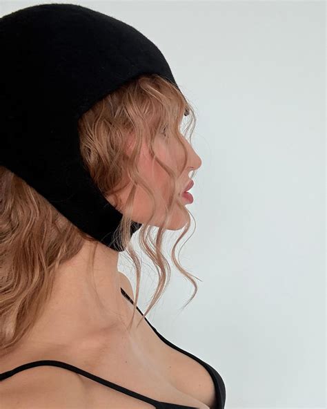 Anastasiia Mironova | 🎪 | Instagram