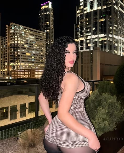 Siarly Mami Porn Videos