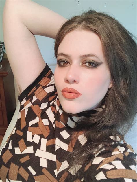 Peekaboo : r/HairyArmpits
