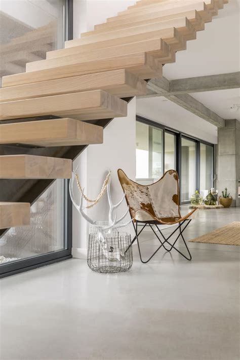 Transform Your Staircase with Creative Decor Ideas