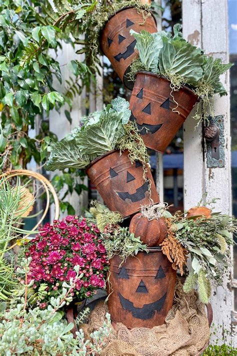 21 Cozy Ways for Decorating Your Outdoor Spaces for Fall - WM Design House