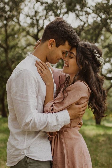 Poses Para Fotos Casal - 130 melhores ideias de Poses para fotos casal em 2025 | ensaio ...