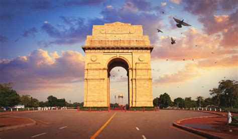 india gate delhi  symbol  valor  heritage hect india