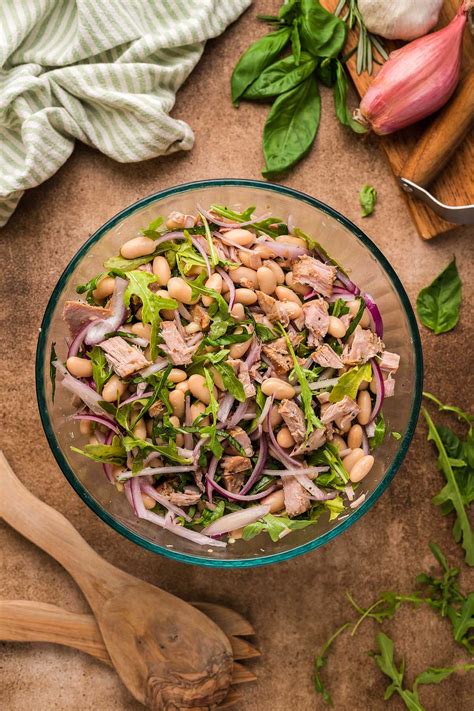 Italian Tuna White Bean Salad - xoxoBella
