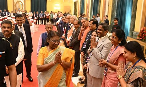 President of India Inaugurates Visitor’s Conference 2023 at Rashtrapati ...