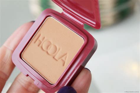 Benefit Hoola Bronzer - «Der beliebteste Benefit Hoola Bronzer. Er wird ...