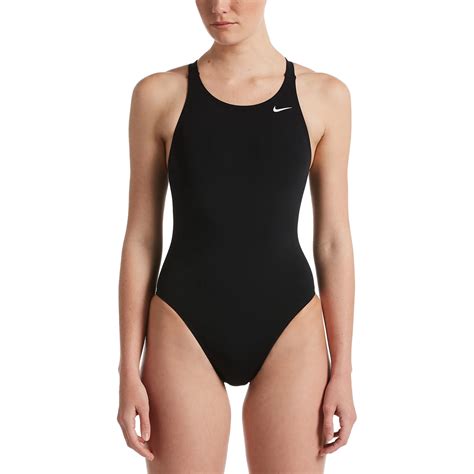 NIKE W Fast Back One Piece på stadium.se