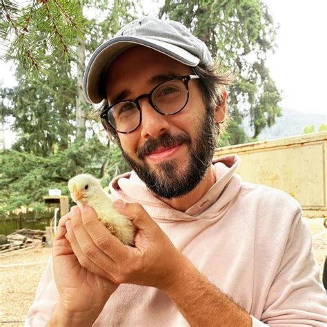 Is Josh Groban Married? A Look into His Dating History