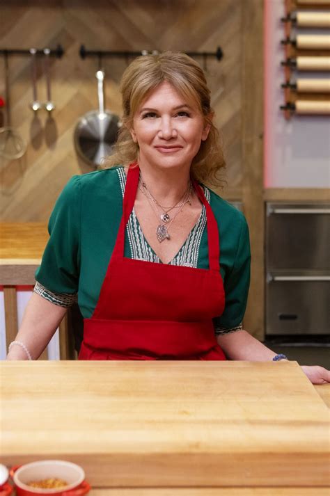 ‘Worst Cooks in America’: celebrities Jodie Sweetin, Tracey Gold dish