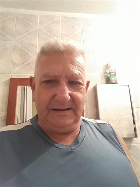 man selfie