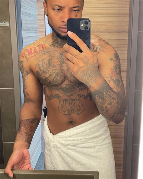 Roshaante | 🤎 | Instagram