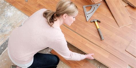 how to install laminate flooring on plywood