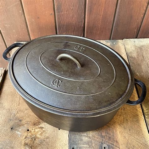 Massive Victorian Era Cast Iron Dutch Oven Turn of Century Vintage