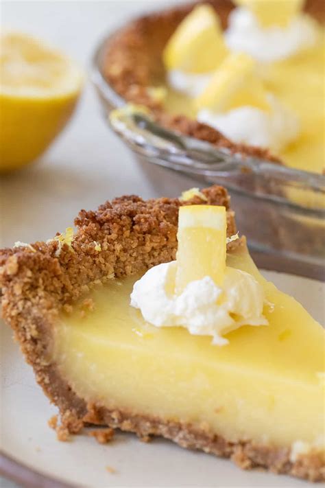 Recipe and Culinary History of the Classic Hagy’s Lemon Rub Pie 24