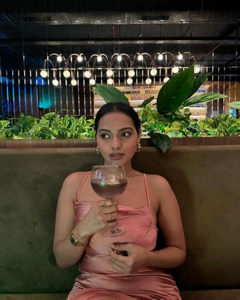 neha thakur  makeup  makeuping mumbaiblogger