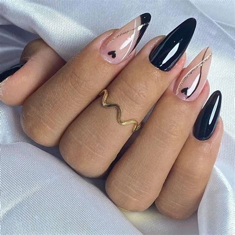 Unha Amendoada Preta Com Brilho - Unha amendoada preta decorada | Unhas elegantes pretas amendoadas ...