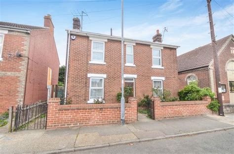 property valuation  nayland road mile  colchester  ew