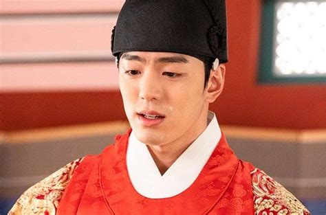 Actor Kim Min-kyu Has Hearts Fluttering with Portrayal of King in ...