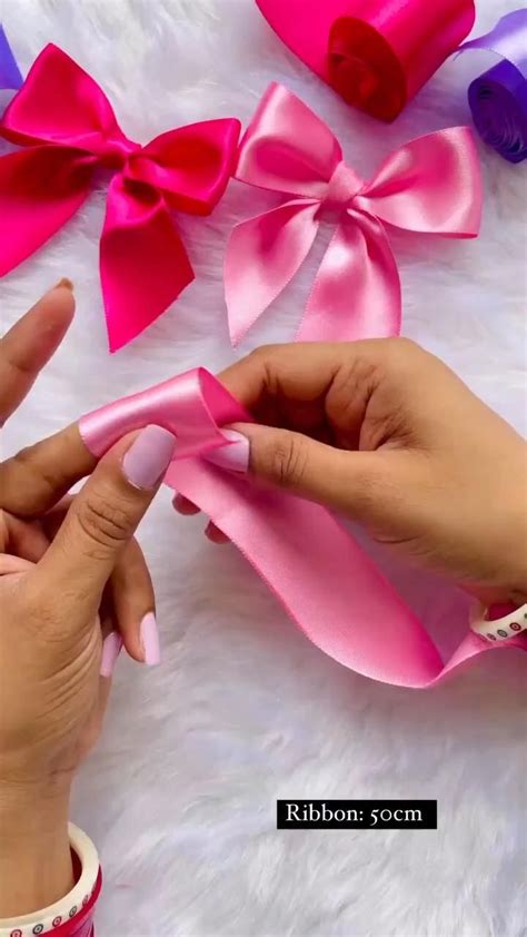 how to make a bow from curling ribbon