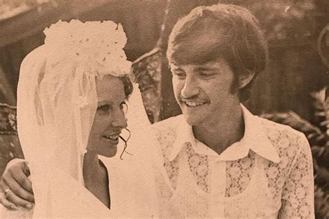 Актриса Анастасия Макеева показала, как выглядели ее родители в ...