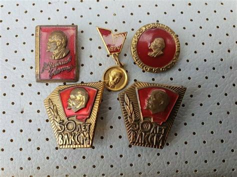 Lenin Vintage Enamel Badges Soviet Union USSR Russia Communist Era RARE ...