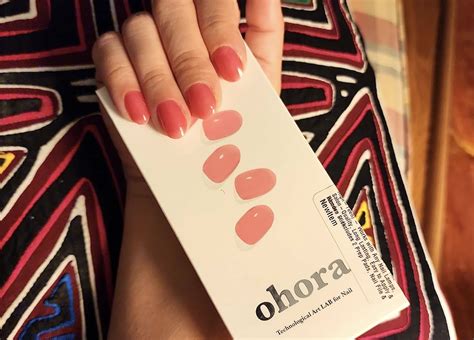Stack Savings on ohora Gel Nail Strips on Amazon + FREE UV Lamp (Get a