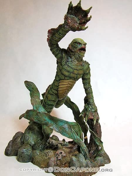 Dark Horse Creature Black Lagoon Model Kit Chris Walas Gillman Model Kit